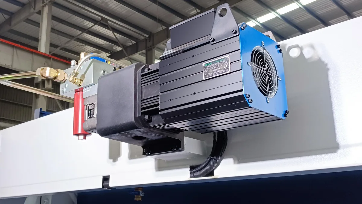 Tandem press brake machine motor
