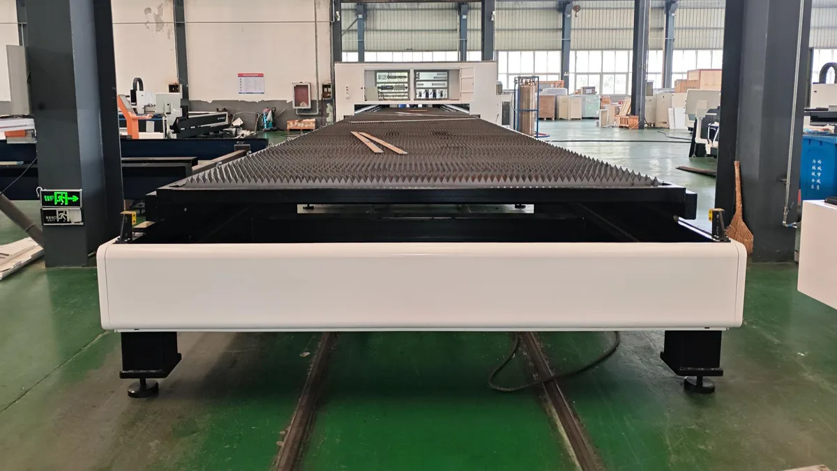 Exchange table laser cutting machine mechanical bed