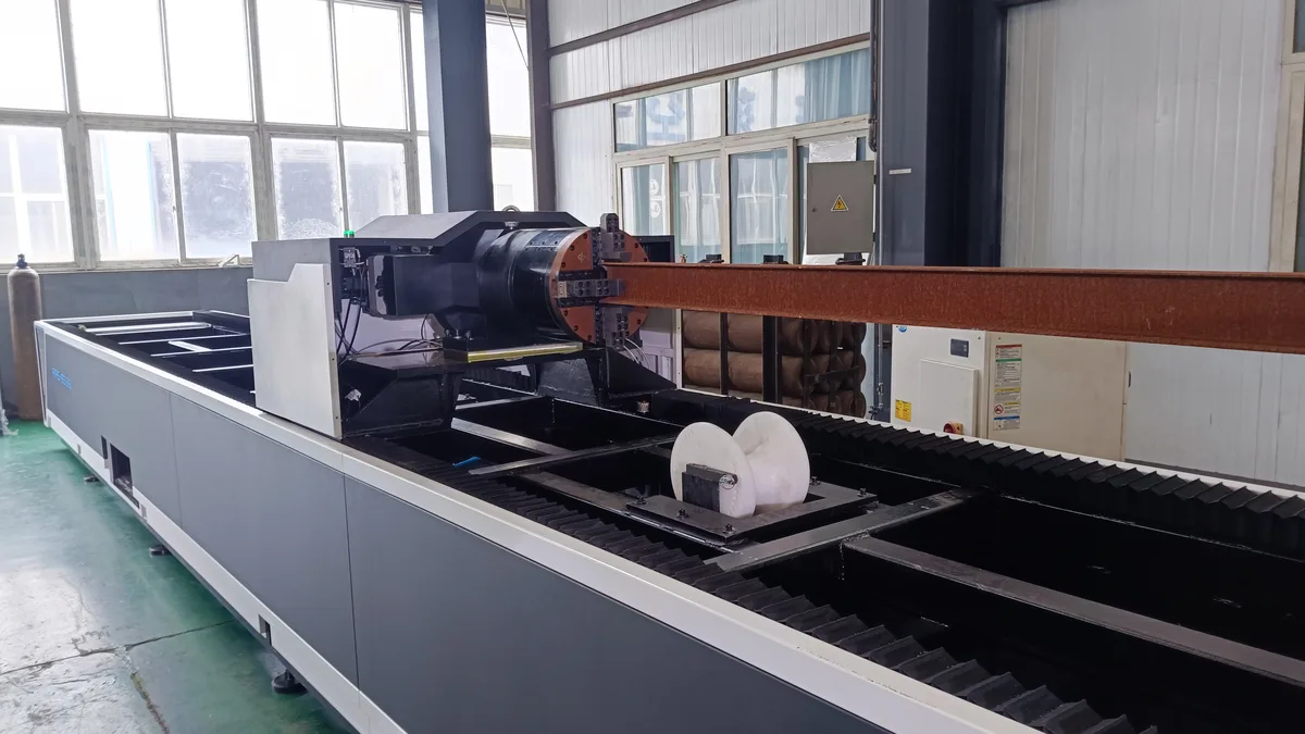 Tube laser cutting machine mechanical bed