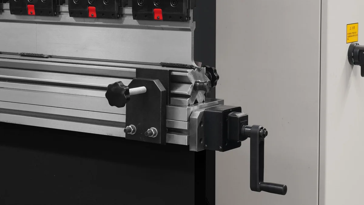 NC press brake machine crowning
