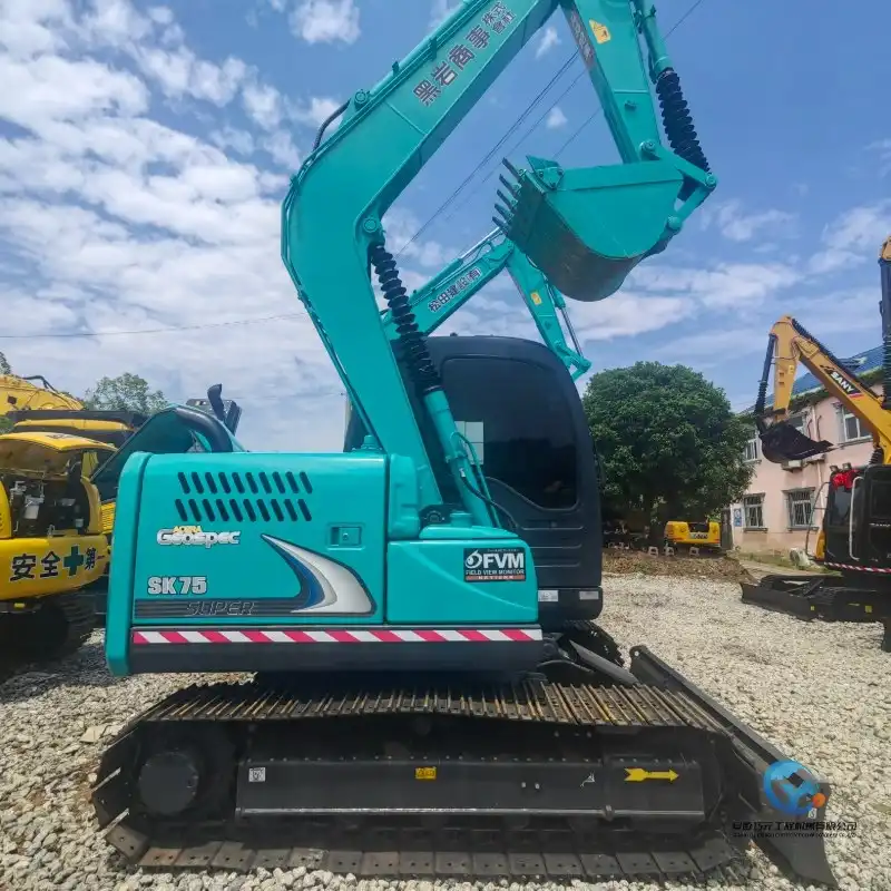 Used Excavator Kobelco SK75