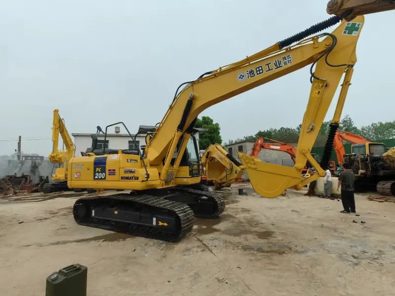 Used Excavator Komatsu PC200