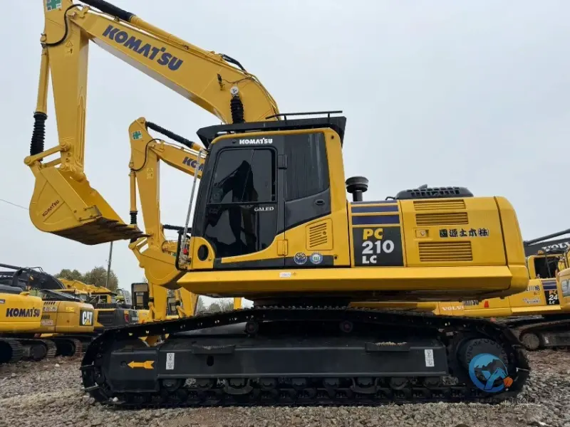 Used Excavator Komatsu PC210LC-8