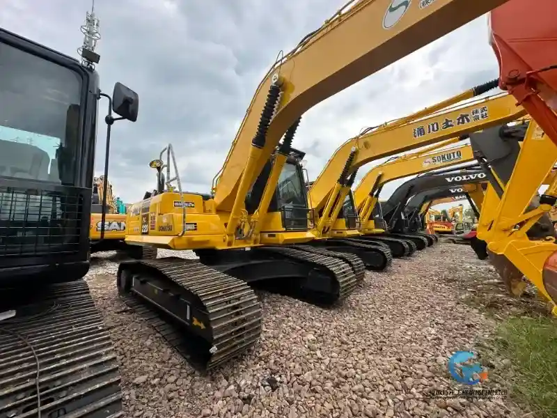 Used Excavator Komatsu PC220