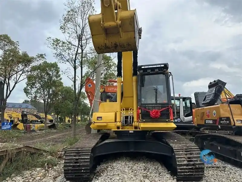 Used Excavator Komatsu PC240