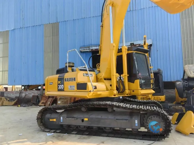 Used Excavator Komatsu PC300-7