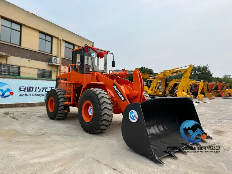 Used Loader Doosan DL505