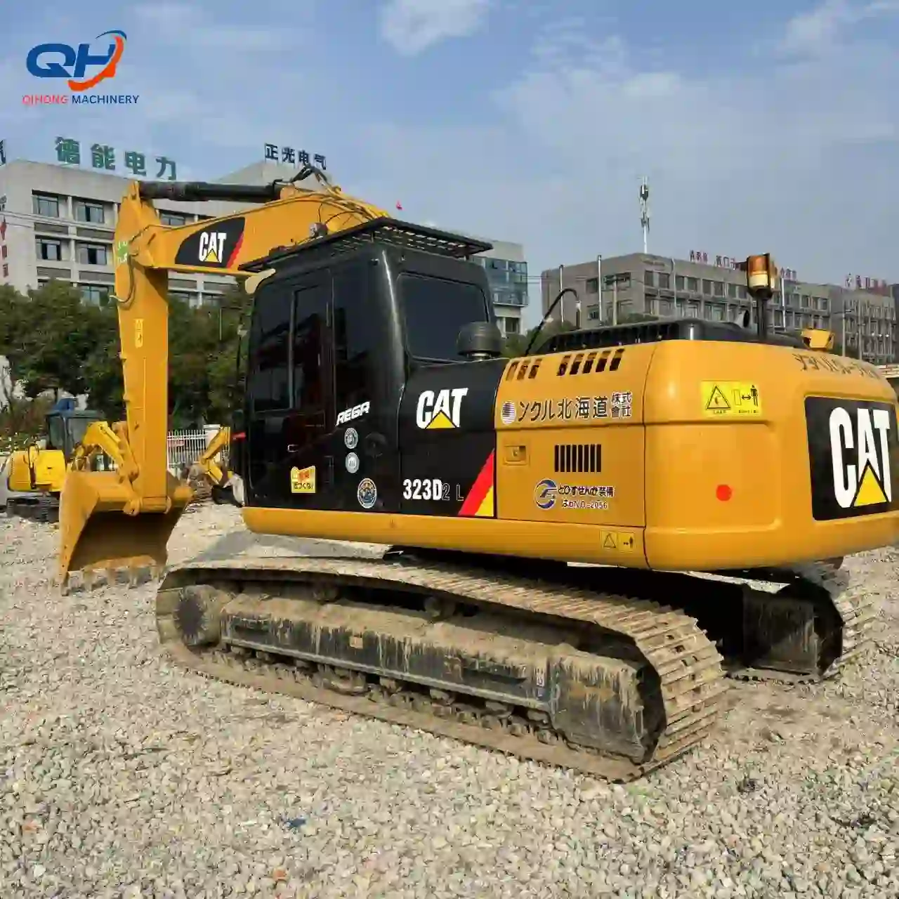 CAT323D2L