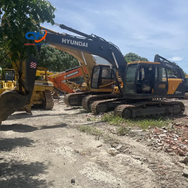 Cheap Hyundai 225LC-7 used crawler excavator for sale