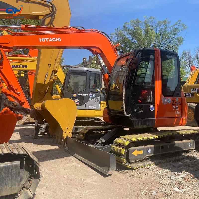 Hitachi ZX75us