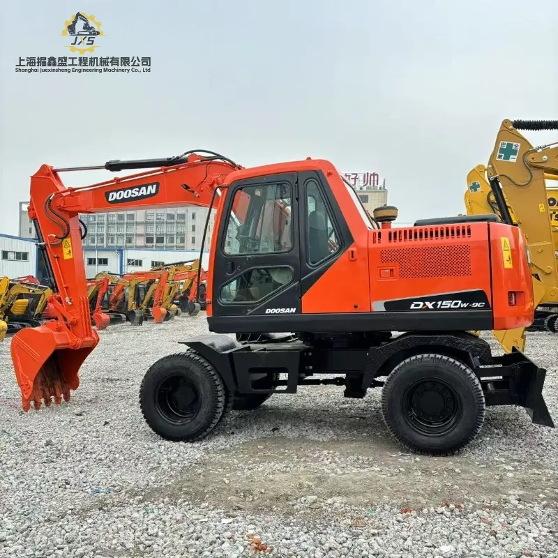 New Arrival Robust Second-hand DOOSAN DX150W Wheeled Excavator Construction Equipment Solution