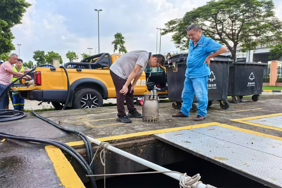 Deep Well Dredging And Sewage Discharge