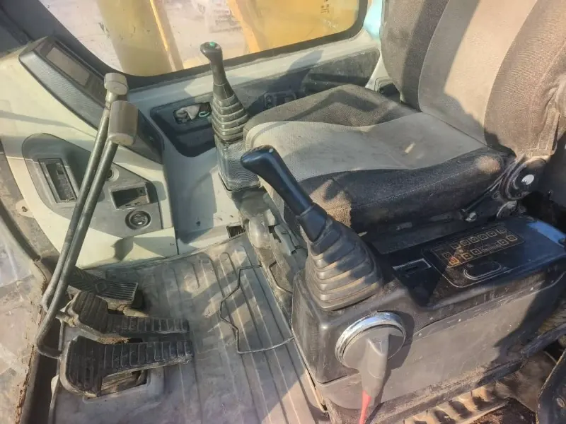 Used Hyundai 210-7 Excavator