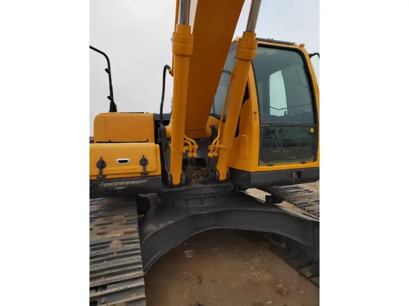 Used Hyundai 220-9 Excavator