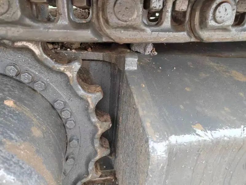Used Hyundai 220-9 Excavator