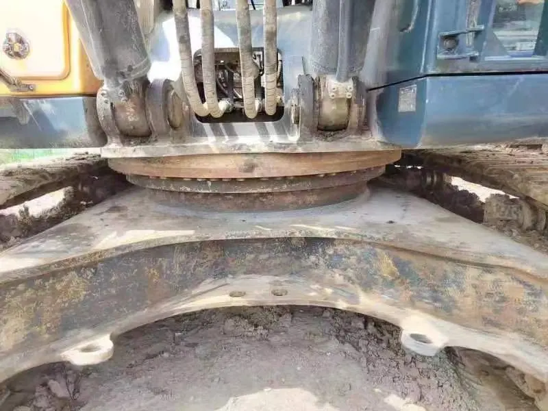 Used Hyundai 520 Excavator