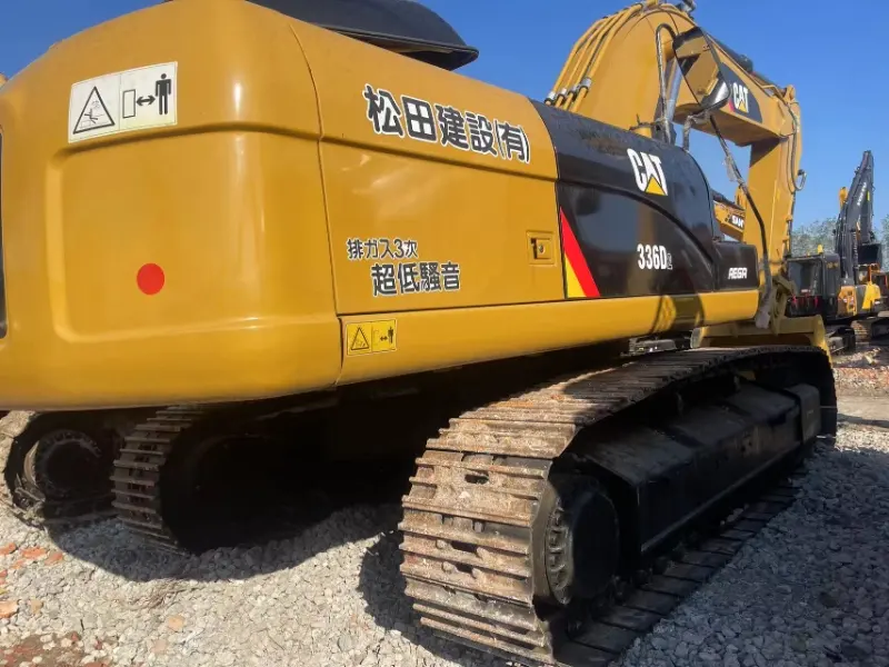 CAT 320D2L Excavato