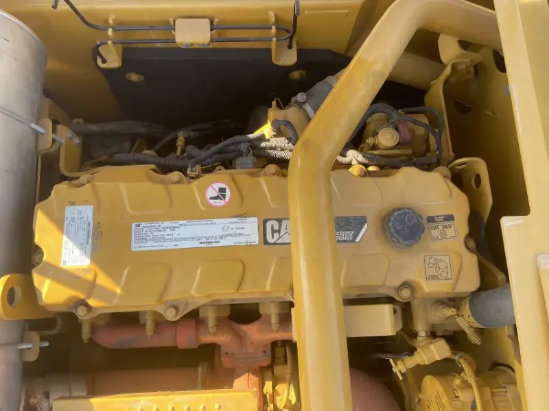 CAT 320D2L Excavato