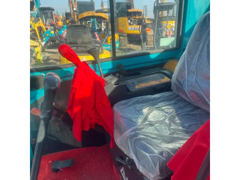 Miniescavadeira Kubota U30