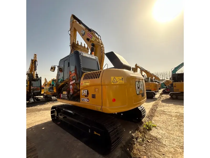 Excavatrice Caterpillar 312D2GC