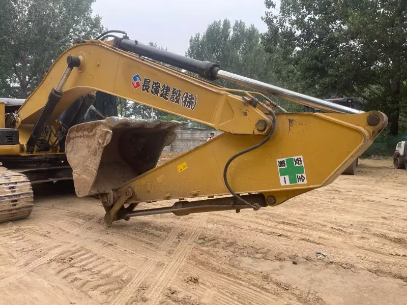 Escavadeira Caterpillar 324D2L