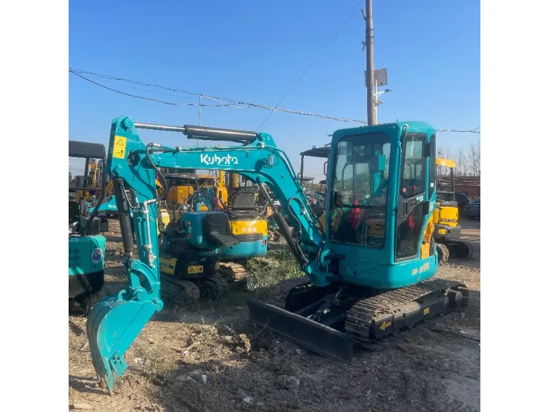 Miniescavadeira Kubota U30