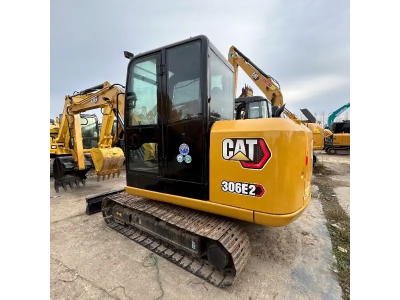 Miniexcavadora Caterpillar 306E2