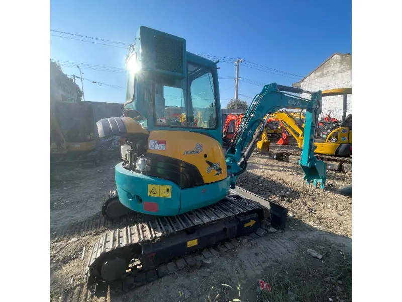 Miniescavadeira Kubota U30