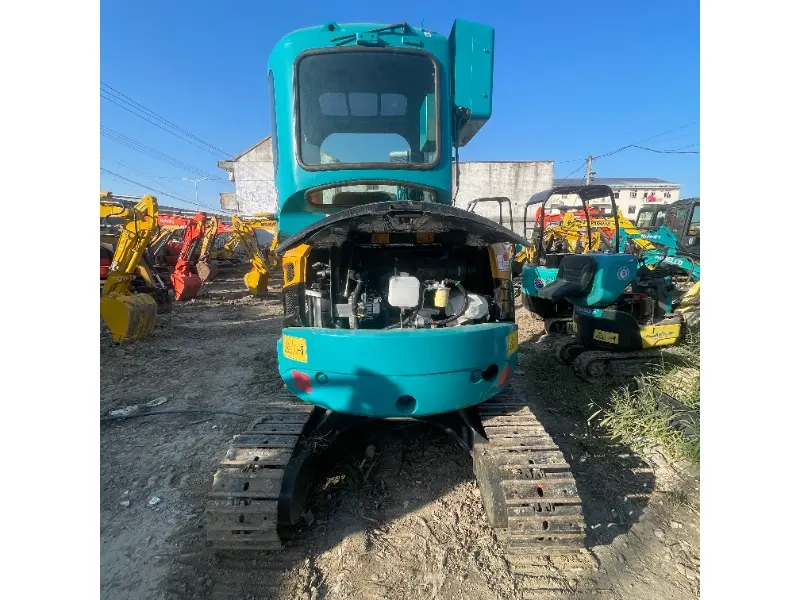 Miniescavadeira Kubota U30