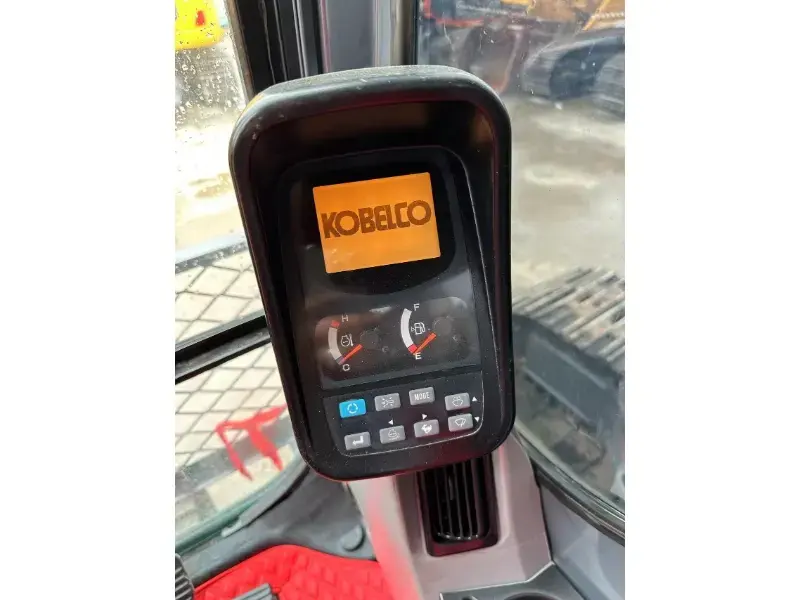 Kobelco SK200D-8 Excavator