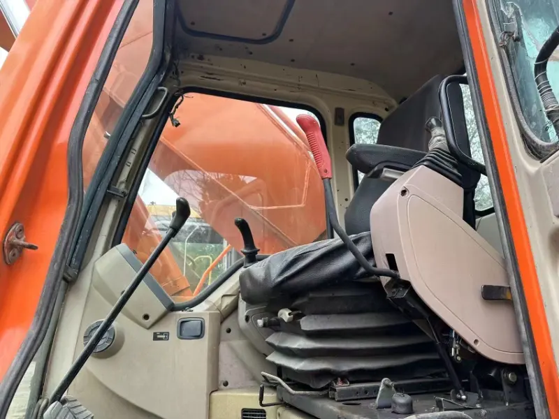 Doosan DH420LC-7 Excavator