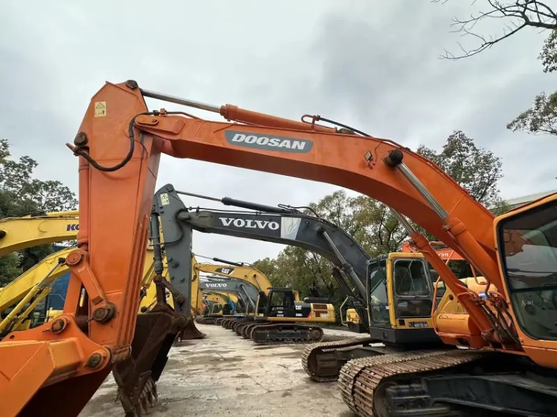Doosan DH420LC-7 Excavator
