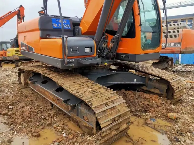 Doosan DX215 Excavator