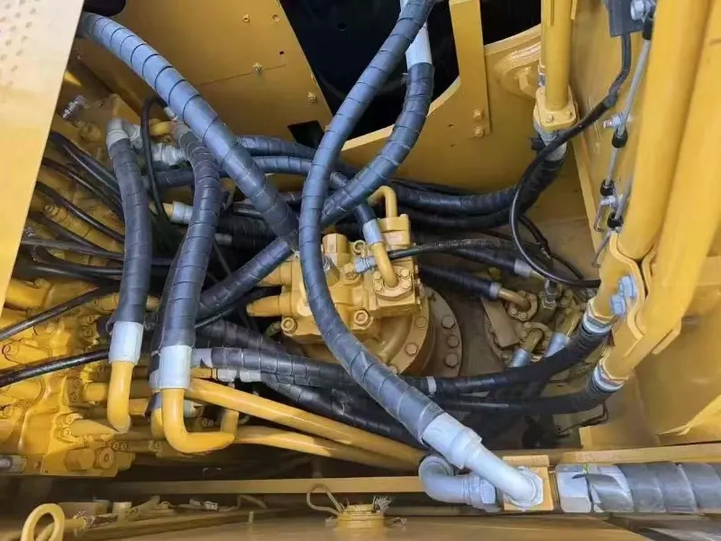 Экскаватор Cat 323D б/у