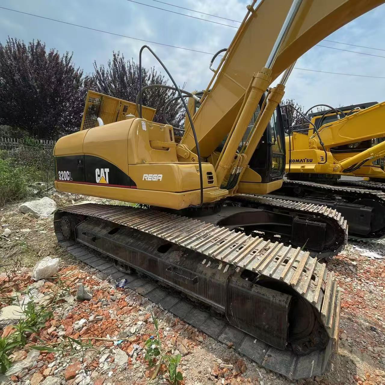 Caterpillar 320C Excavator