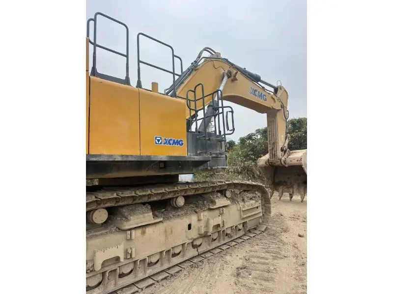 Excavadora XCMG XE750D