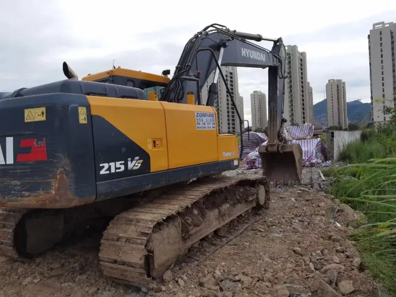 Hyundai 215VS Excavator