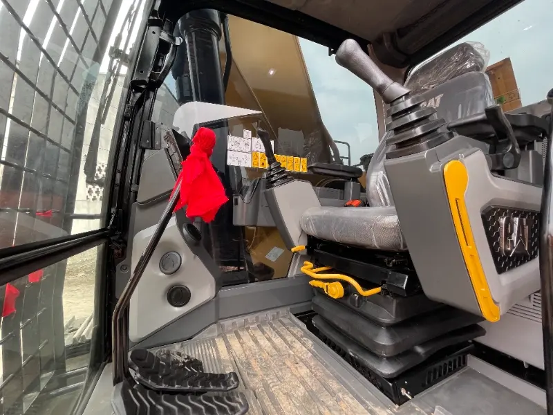 Escavadeira Caterpillar 336GC