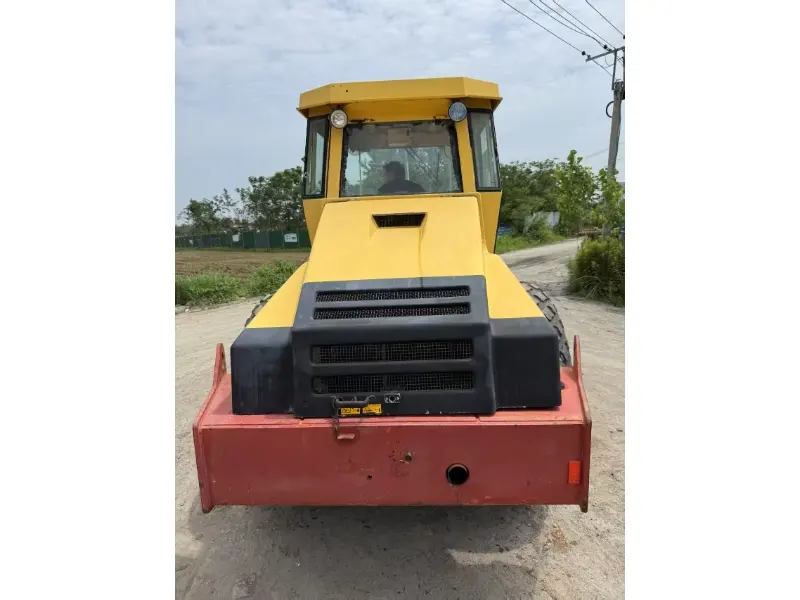 DYNAPAC CA402 Rollers