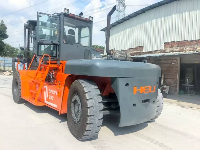 Used Heli 250 Forklift