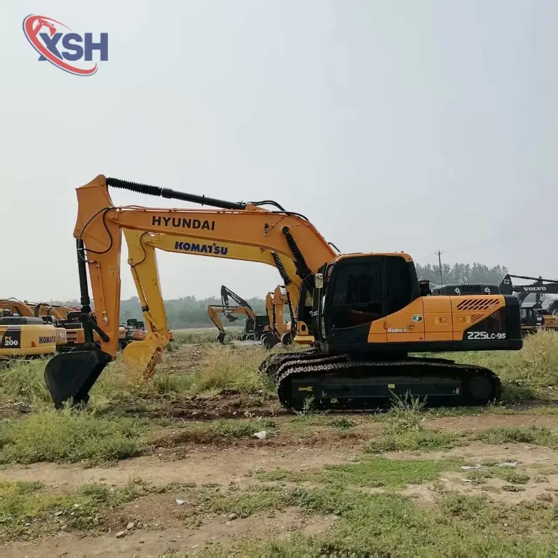 Used Hyundai 225LC-9S Excavator Durable Construction Machine Global Supply