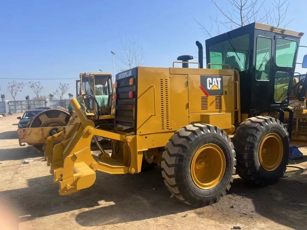 CAT 140K
