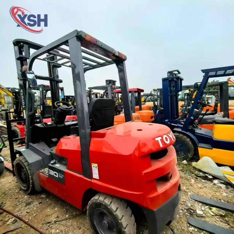Used-Toyota-3-ton-forklift