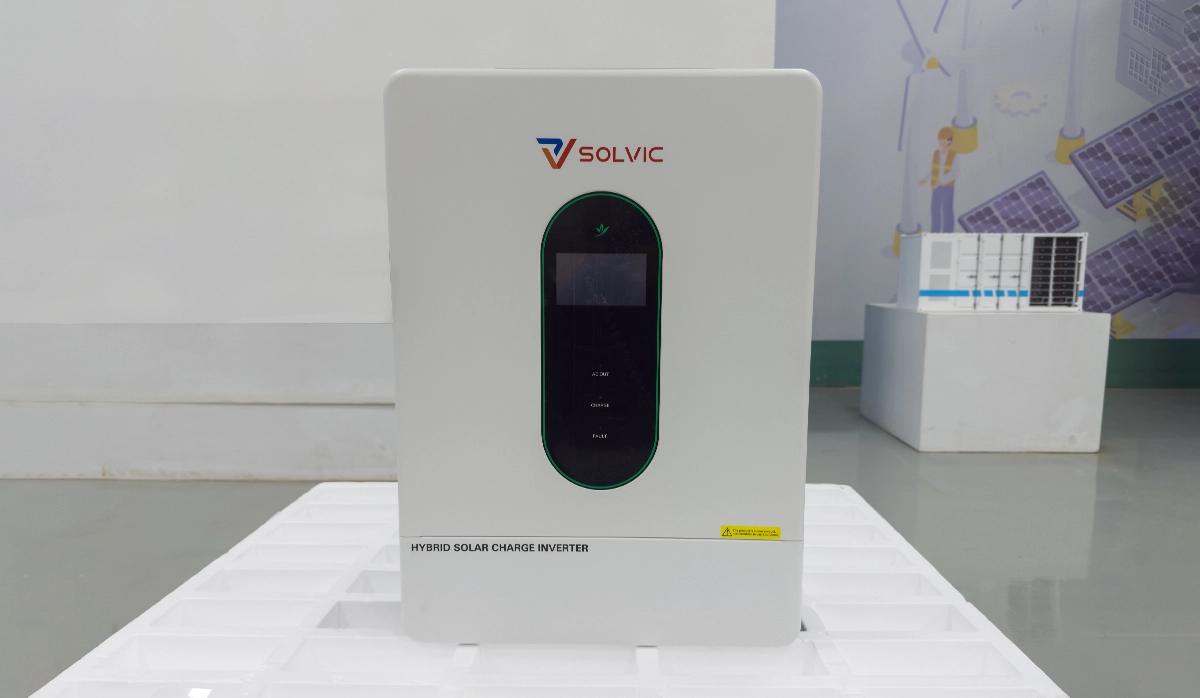 Solvic 12KW 120/240V hybrid inverter off-grid solar inverter video cover – split phase output, PV input, battery connection, generator backup – complete off-grid power solution – Victory in Solar