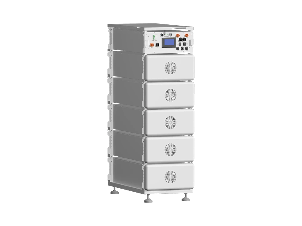 Solvic 96-256KWH LFP battery module front and side view – rack-mounted prismatic cells with busbar connections, BMS wiring, and air cooling gaps for thermal management in 30KW storage system