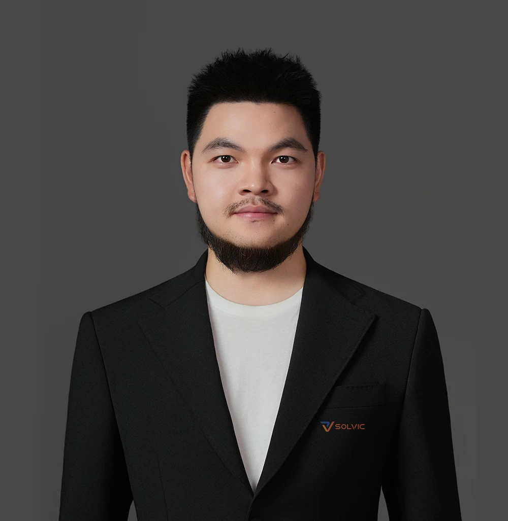 Oscar – Sales Director at Solvic Power – renewable energy storage specialist