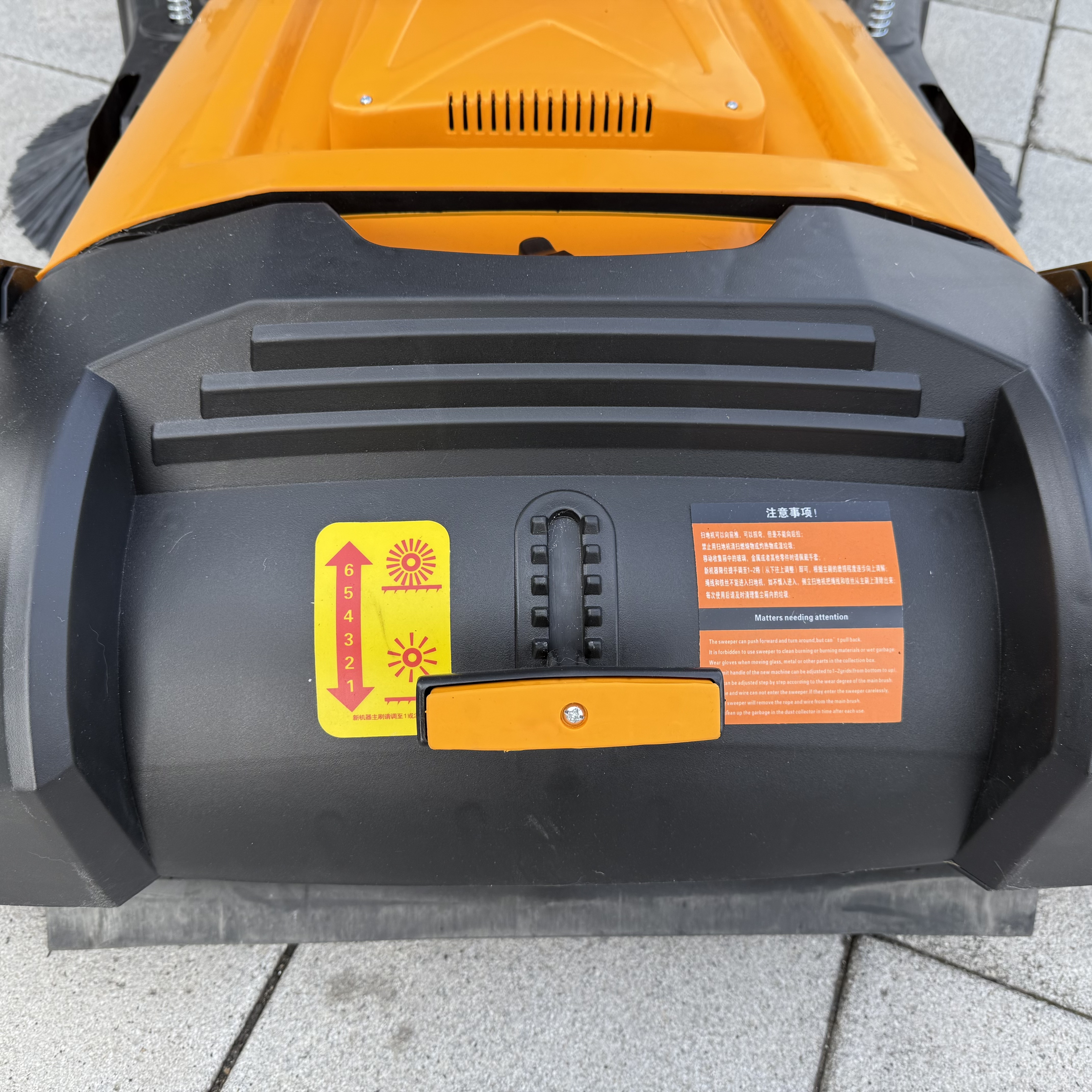 ST-M01 maual floor sweeper-6