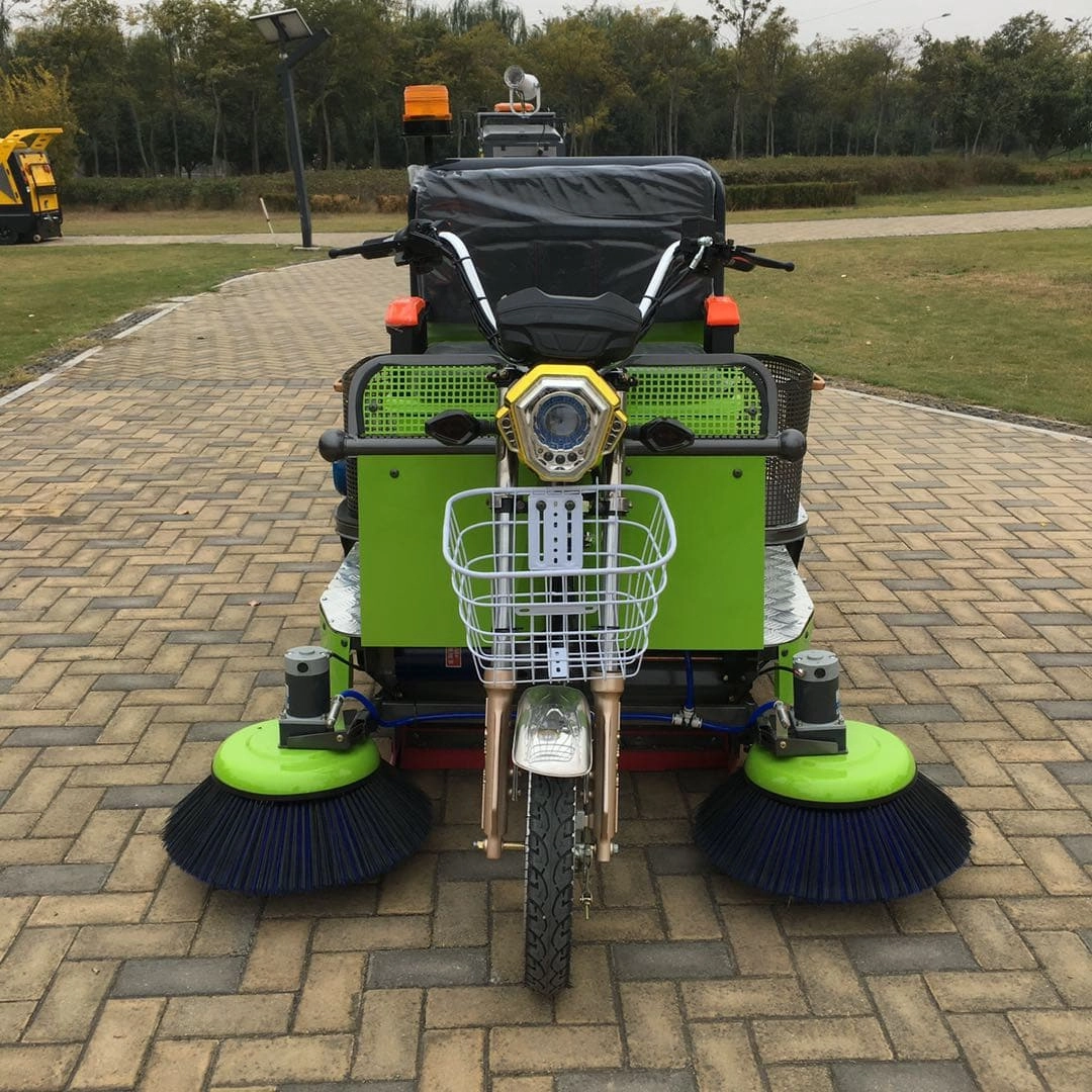 3 wheel street sweeper, green ride-on road cleaning machine