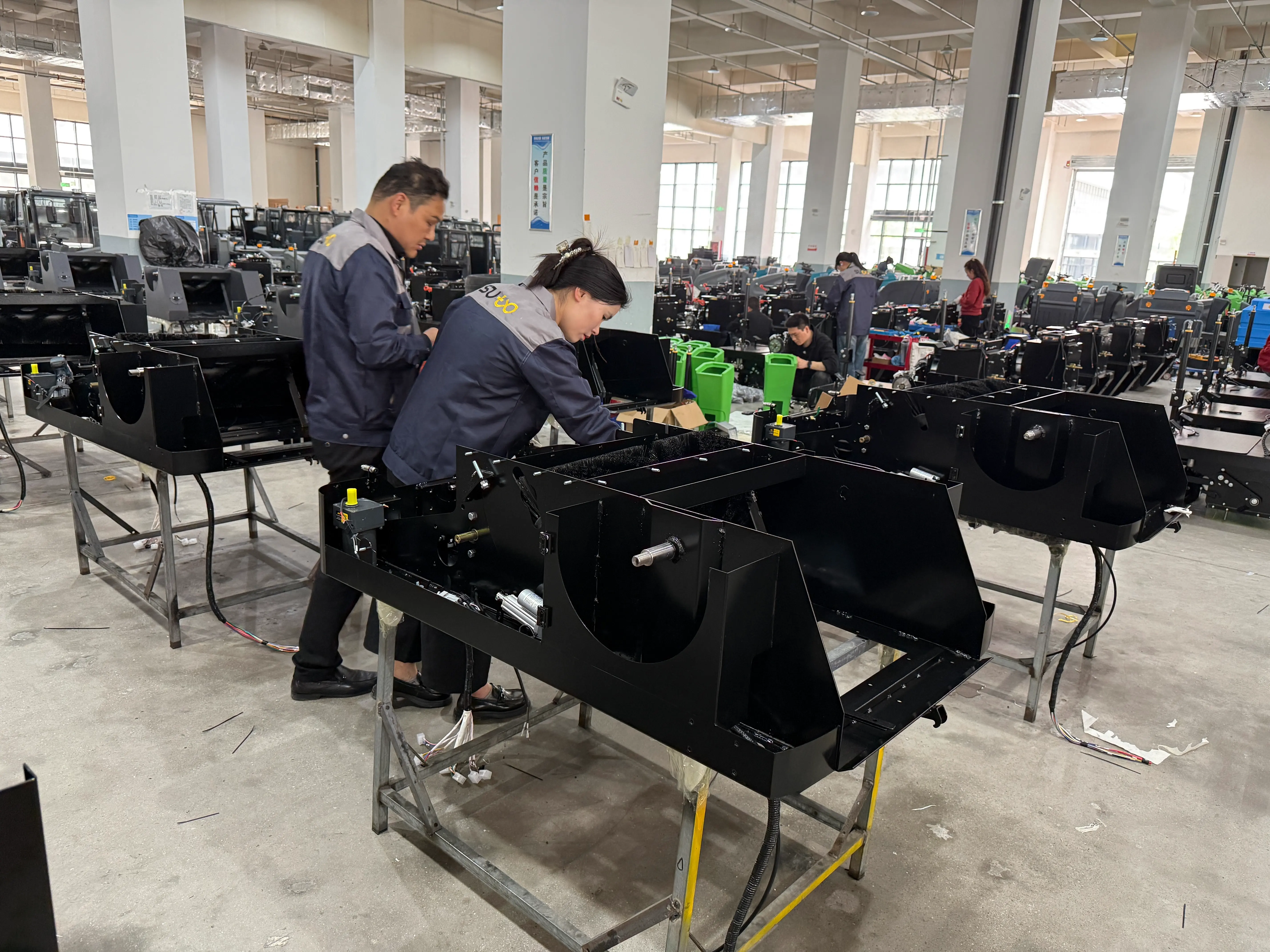 Quality control for high speed floor sweeper