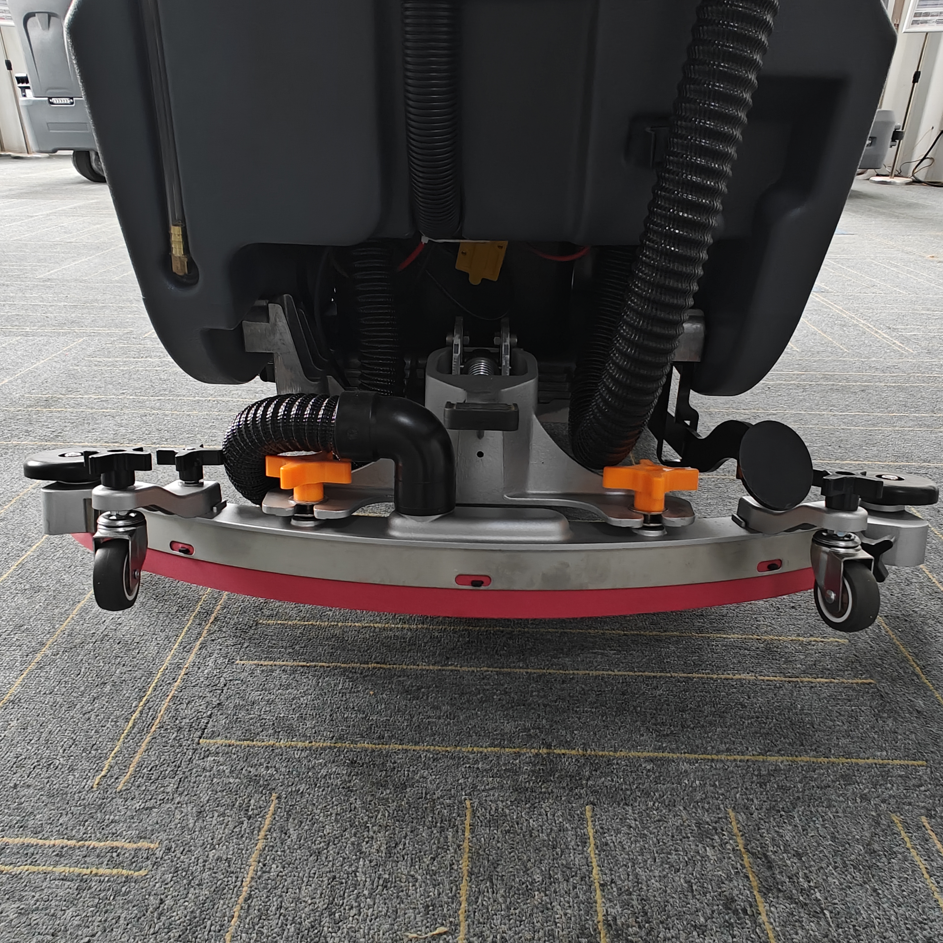 Floor Scrubber Not Picking Up Water